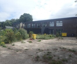 Warwick Road and Manor Farm Road portfolio of 2 properties for sale on LoopNet.co.uk Building Photo- Image 1 of 6