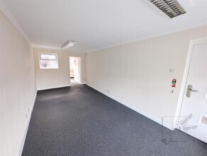 212 Main Rd, Dartford for rent Interior Photo- Image 2 of 4