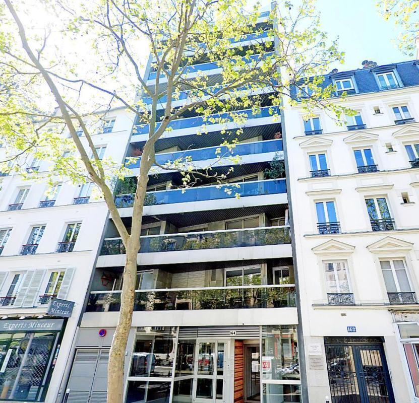 Build-to-Rent in Paris for sale Building Photo- Image 1 of 21