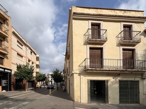 Retail in El Vendrell, Tarragona to rent Interior Photo- Image 2 of 20