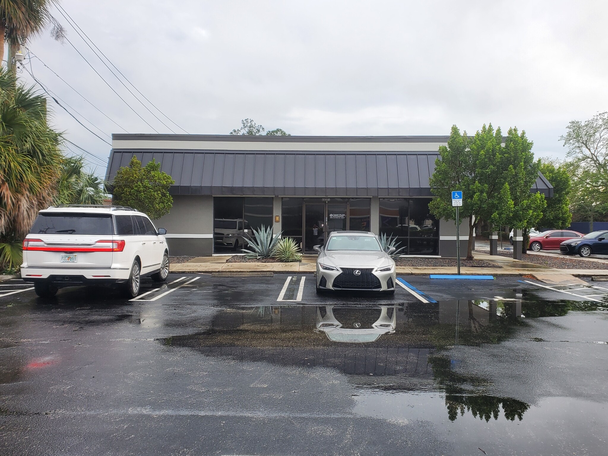 6620 Lake Worth Rd, Lake Worth, FL to rent Building Photo- Image 1 of 12