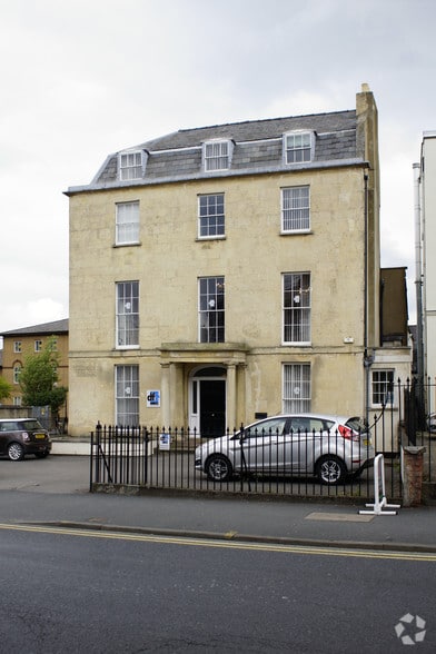 1 North Pl, Cheltenham to rent - Building Photo - Image 2 of 5