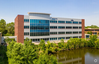 2355 Highway 36 W, Roseville, MN for rent Building Photo- Image 1 of 26