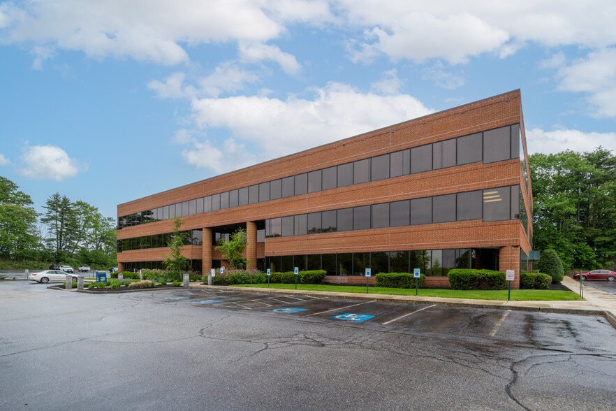 330 Borthwick Ave, Portsmouth, NH for sale - Building Photo - Image 3 of 18