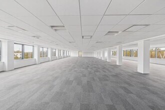 29 Quai Aulagnier, Asnières-sur-Seine to rent Interior Photo- Image 2 of 5