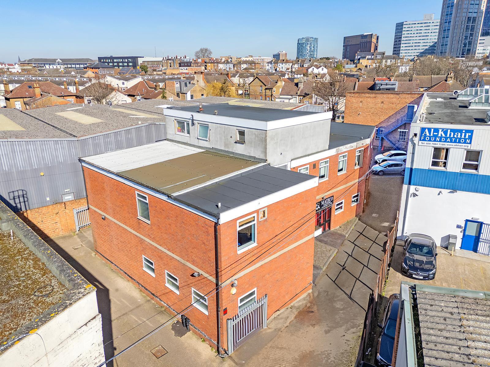 36 Pitlake, Croydon for sale Building Photo- Image 1 of 1