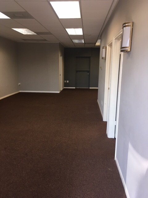 12103-12215 Heatherwick, Cypress, TX to rent Interior Photo- Image 1 of 4