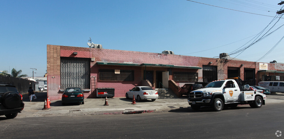 2121-2125 Bay St, Los Angeles, CA for rent - Primary Photo - Image 1 of 12