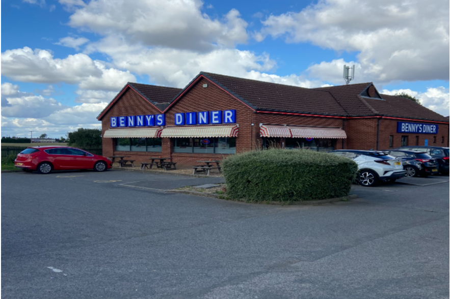 39 Wisbech Rd, Long Sutton for sale - Primary Photo - Image 1 of 1