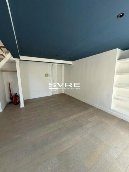 Office in Marseille to rent - Interior Photo - Image 3 of 4