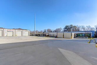 1631 Highway 6 S, Houston, TX for rent Building Photo- Image 1 of 12