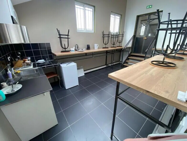 Industrial in Vitry-sur-Seine to rent - Interior Photo - Image 3 of 25