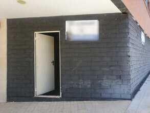 Retail in Manresa, Barcelona to rent Building Photo- Image 2 of 3