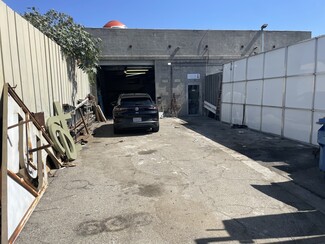 More details for 14839 Calvert St, Van Nuys, CA - Industrial for Rent