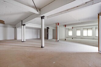 175-177 Fulham Palace Rd, London to rent Interior Photo- Image 2 of 8