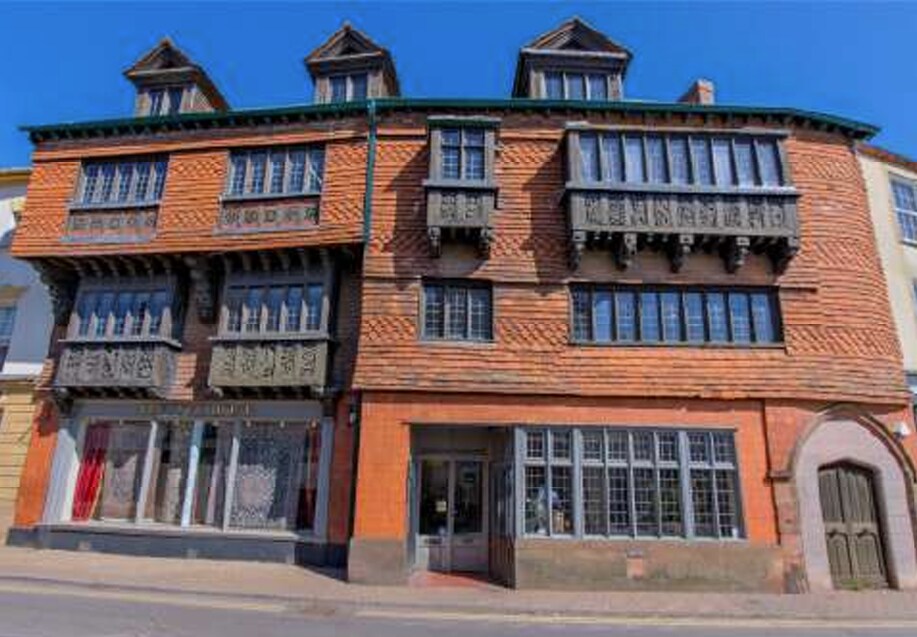 2 The Square, Wiveliscombe for sale Primary Photo- Image 1 of 37