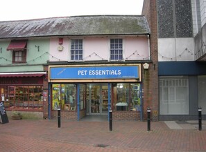 46-46A High St, Chesham for rent Building Photo- Image 1 of 2