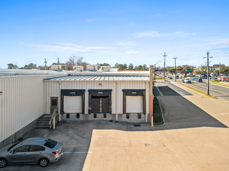 6000 S Broadway Ave, Tyler, TX for rent - Building Photo - Image 2 of 5