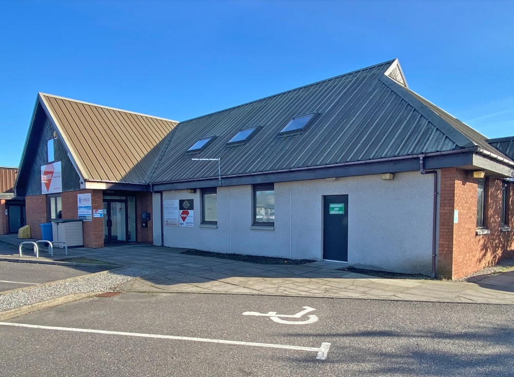 1 Cromwell Rd, Inverness to rent Primary Photo- Image 1 of 12