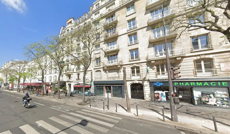 Location Commerce 95 m² - Photo 1