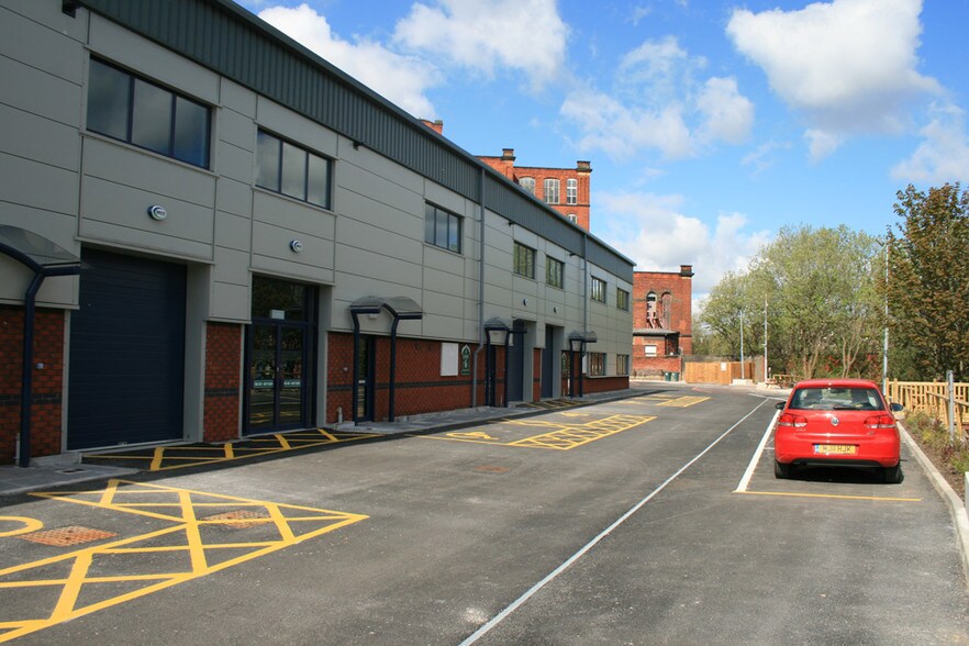 Unit 6 - The Birches, Park Road, Dukinfield, Dukinfield for sale - Primary Photo - Image 1 of 1