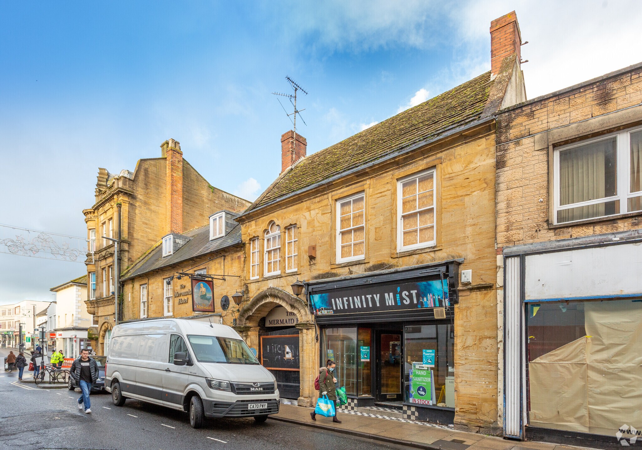 1a-2a High St, Yeovil for sale Primary Photo- Image 1 of 1