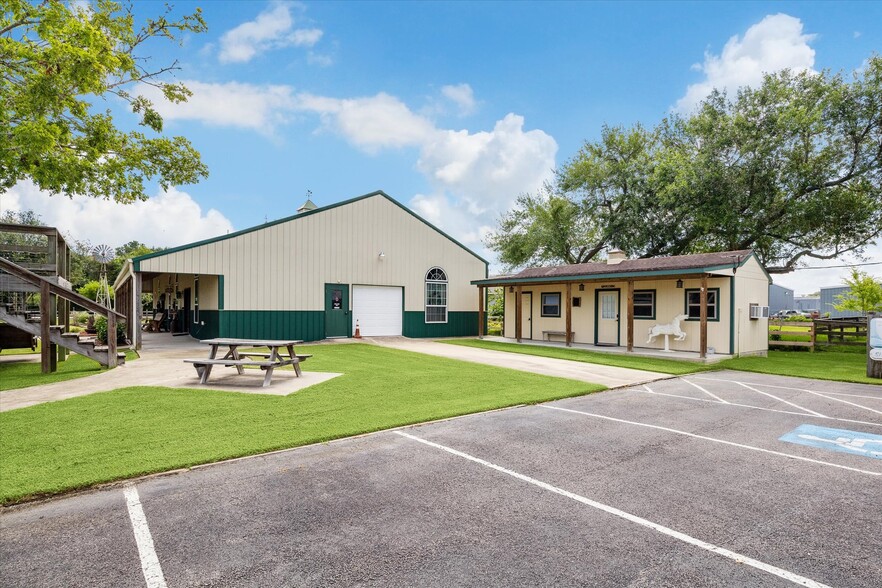 18232 County Road 127, Pearland, TX for sale - Building Photo - Image 3 of 40