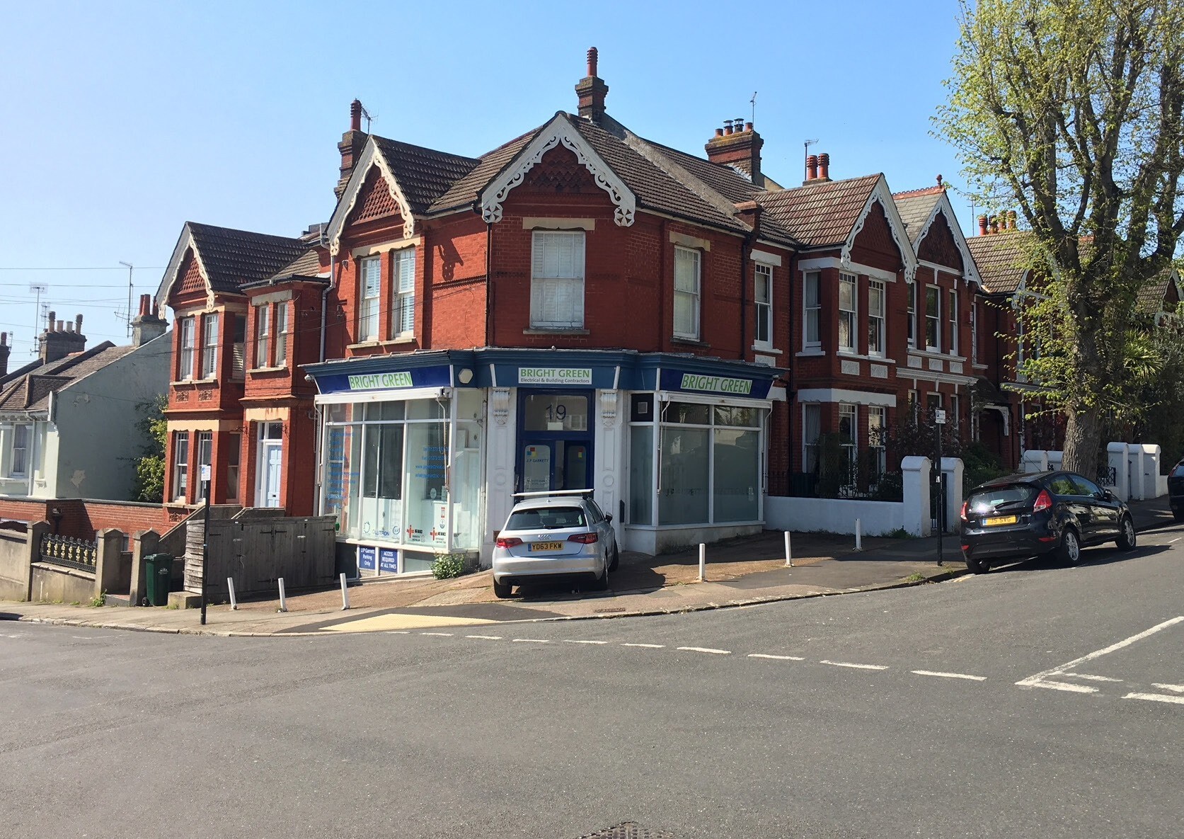 19 Southdown Av, Brighton for sale Primary Photo- Image 1 of 1