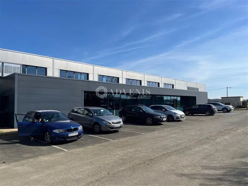 Vente Local d'activités 2 100 m² - Photo 1
