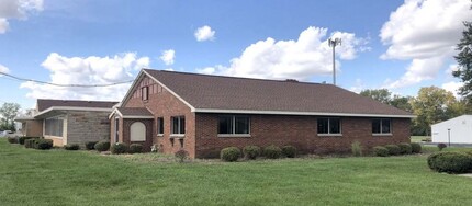 750 Western Ave, Findlay, OH for rent Building Photo- Image 1 of 12