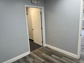 601 Portion Rd, Ronkonkoma, NY to rent Building Photo- Image 1 of 6