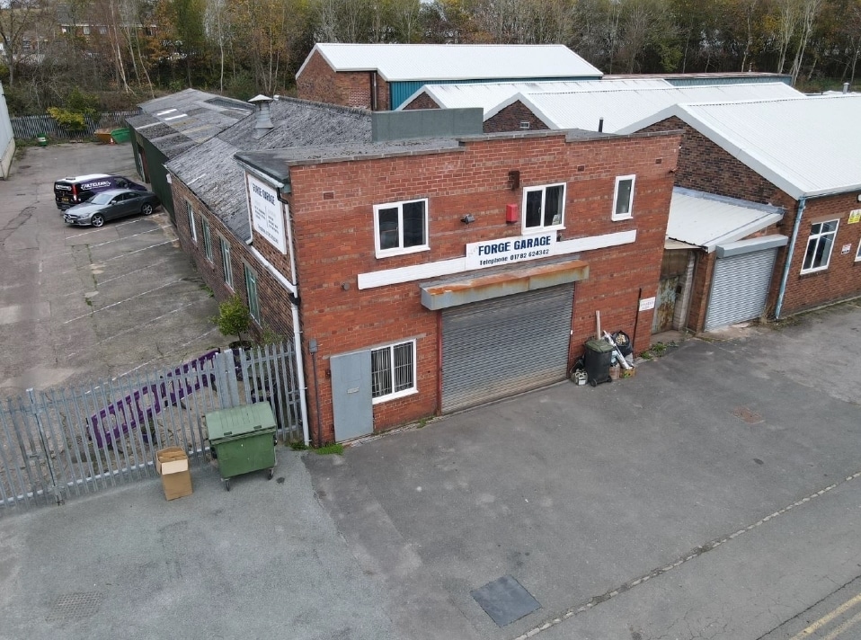 7 Stonewall Pl, Newcastle to rent Primary Photo- Image 1 of 6