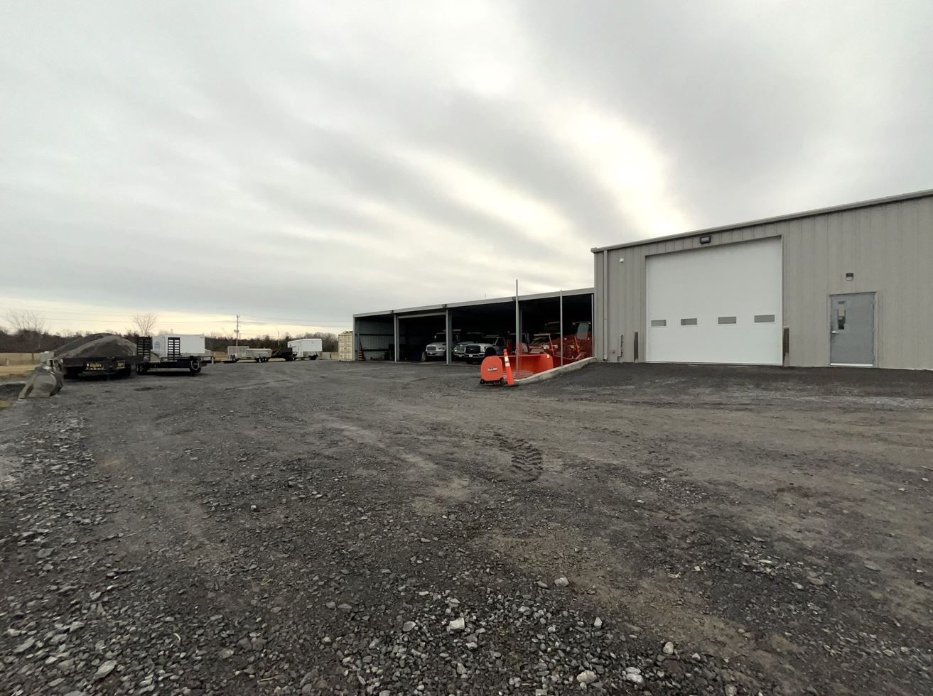 82 Jack Davey Dr, Bath, ON to rent Building Photo- Image 1 of 6