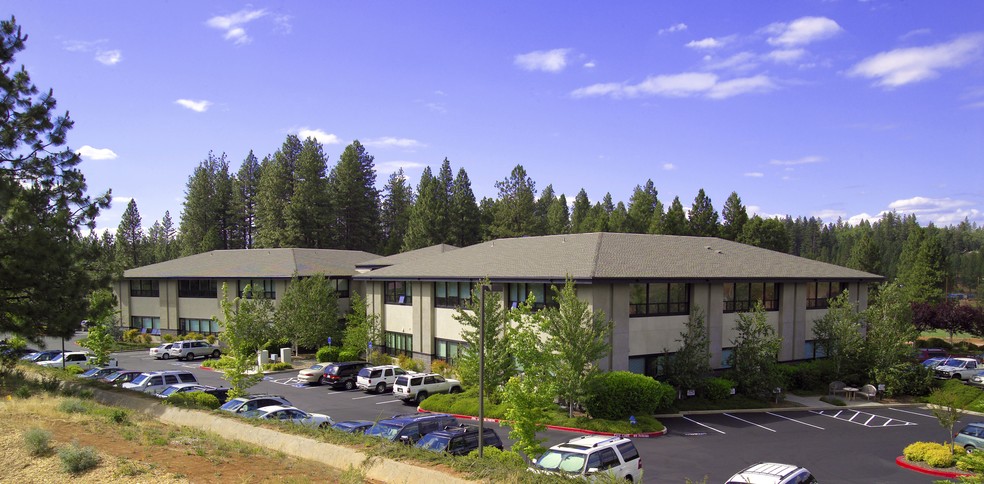 300 Sierra College Dr, Grass Valley, CA for sale - Primary Photo - Image 1 of 2