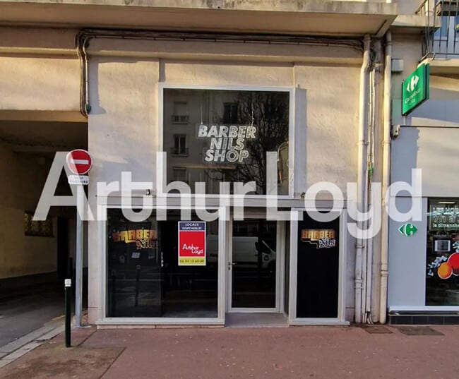 Location Commerce 56 m²