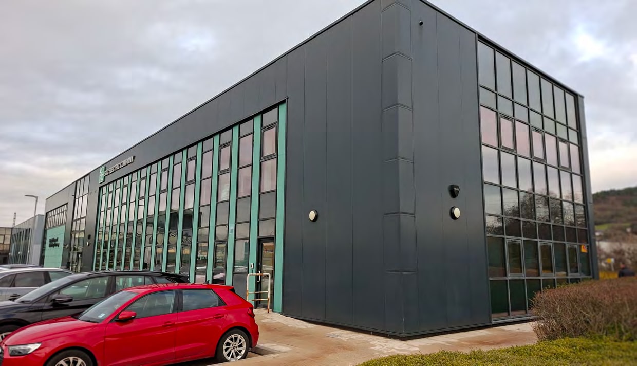 Brunel Way, Neath to rent Primary Photo- Image 1 of 3