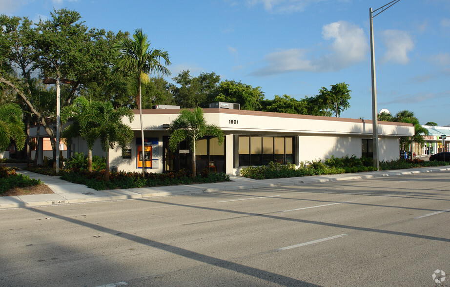 1601 S Federal Hwy, Fort Lauderdale, FL for rent - Primary Photo - Image 1 of 2