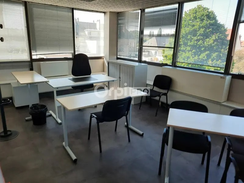 Location Bureaux 26 m² - Photo 1