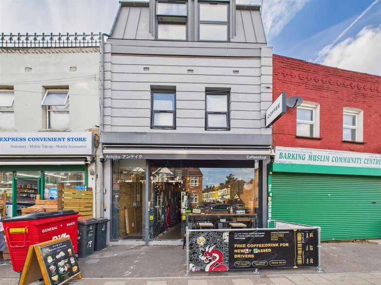 Tanner St, Barking to rent - Primary Photo - Image 1 of 16