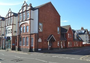 24 Abbotsbury Rd, Weymouth for sale Primary Photo- Image 1 of 1