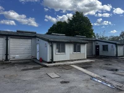 Quartermaster Rd, Westbury to rent Building Photo- Image 1 of 8