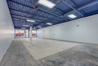 More details for 2133 W Division St, Chicago, IL - Light Industrial to Rent