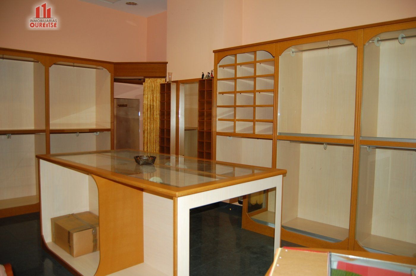 Retail in Ourense, Orense to rent Building Photo- Image 1 of 9