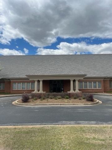 540 Hughes Rd, Madison, AL to rent - Building Photo - Image 3 of 14