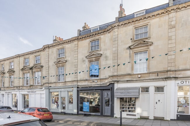 More details for 4 Montpellier Walk, Cheltenham - Retail to Rent