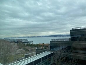 3131 Western Ave, Seattle, WA to rent Interior Photo- Image 2 of 5