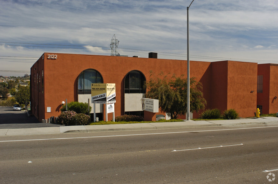 2122 S El Camino Real, Oceanside, CA for rent - Building Photo - Image 2 of 6