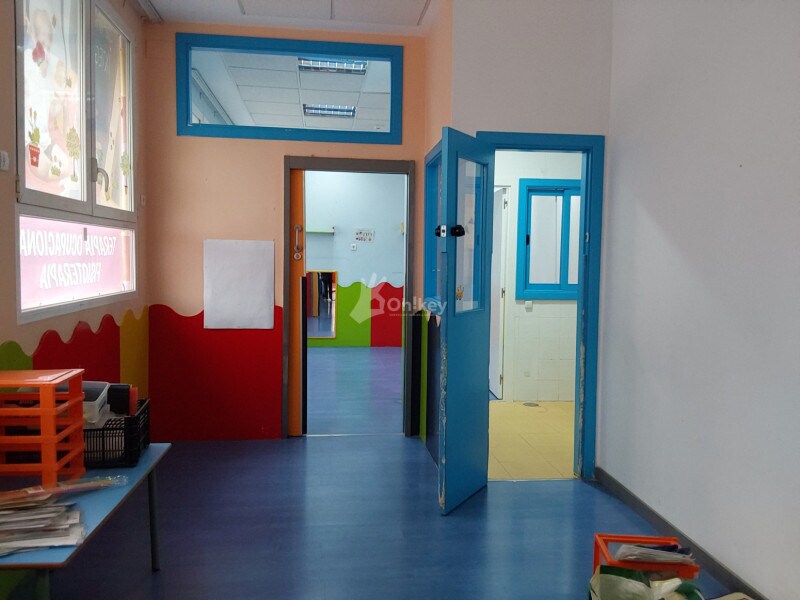 Alcorcón, MAD 28921 - Unit 1 - - Interior Photo - Image 2 of 7
