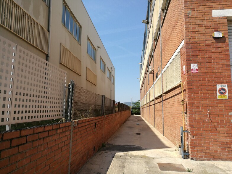 Industrial in Sant Joan Despí, Barcelona for sale - Building Photo - Image 3 of 3