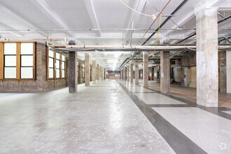 833 Market St, San Francisco, CA to rent Interior Photo- Image 1 of 3